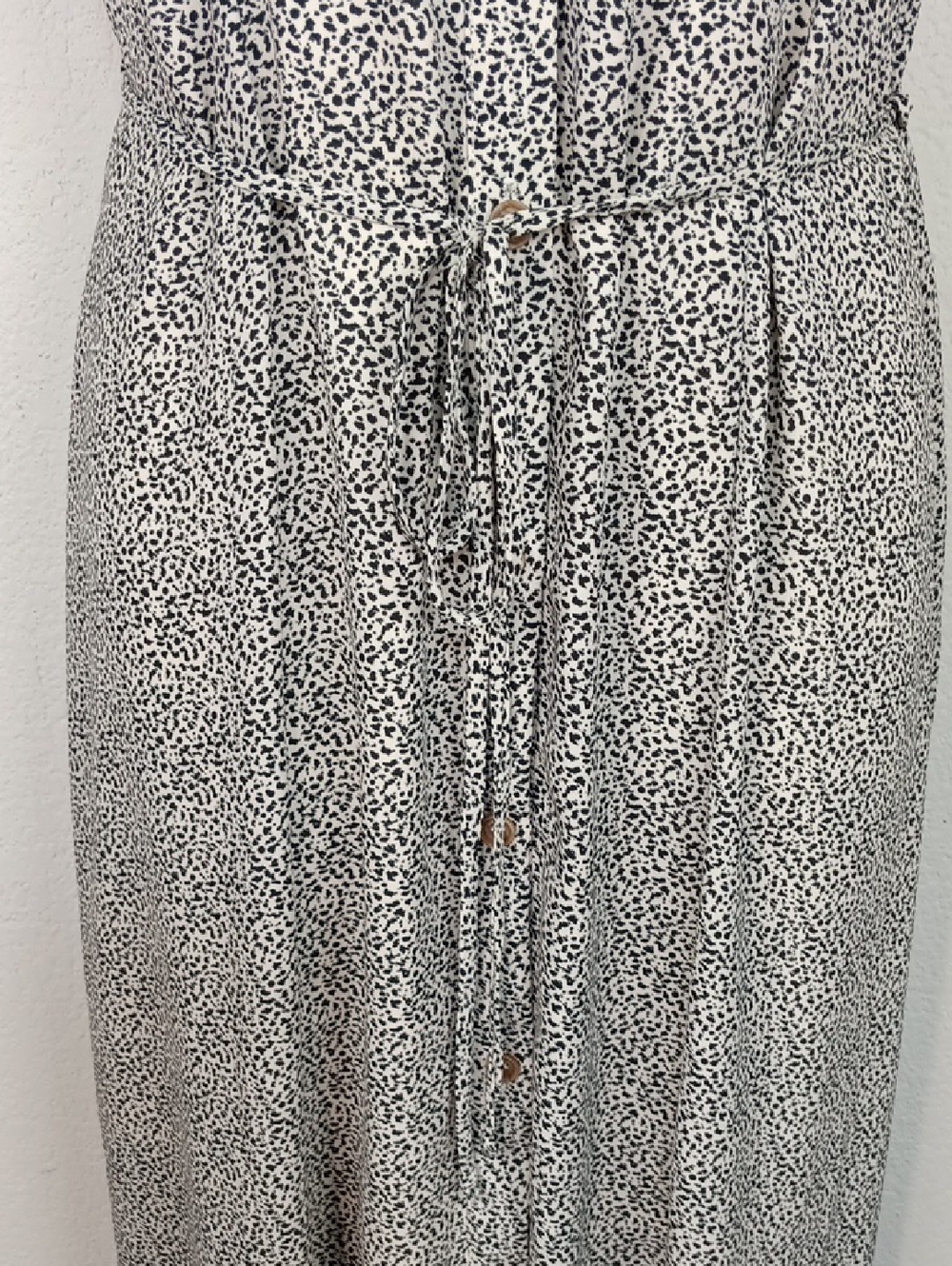 Sienna Sky Black & White Spagetti Strap V Neck Button Down Flowy Midi Dress sz L - Picture 5 of 12